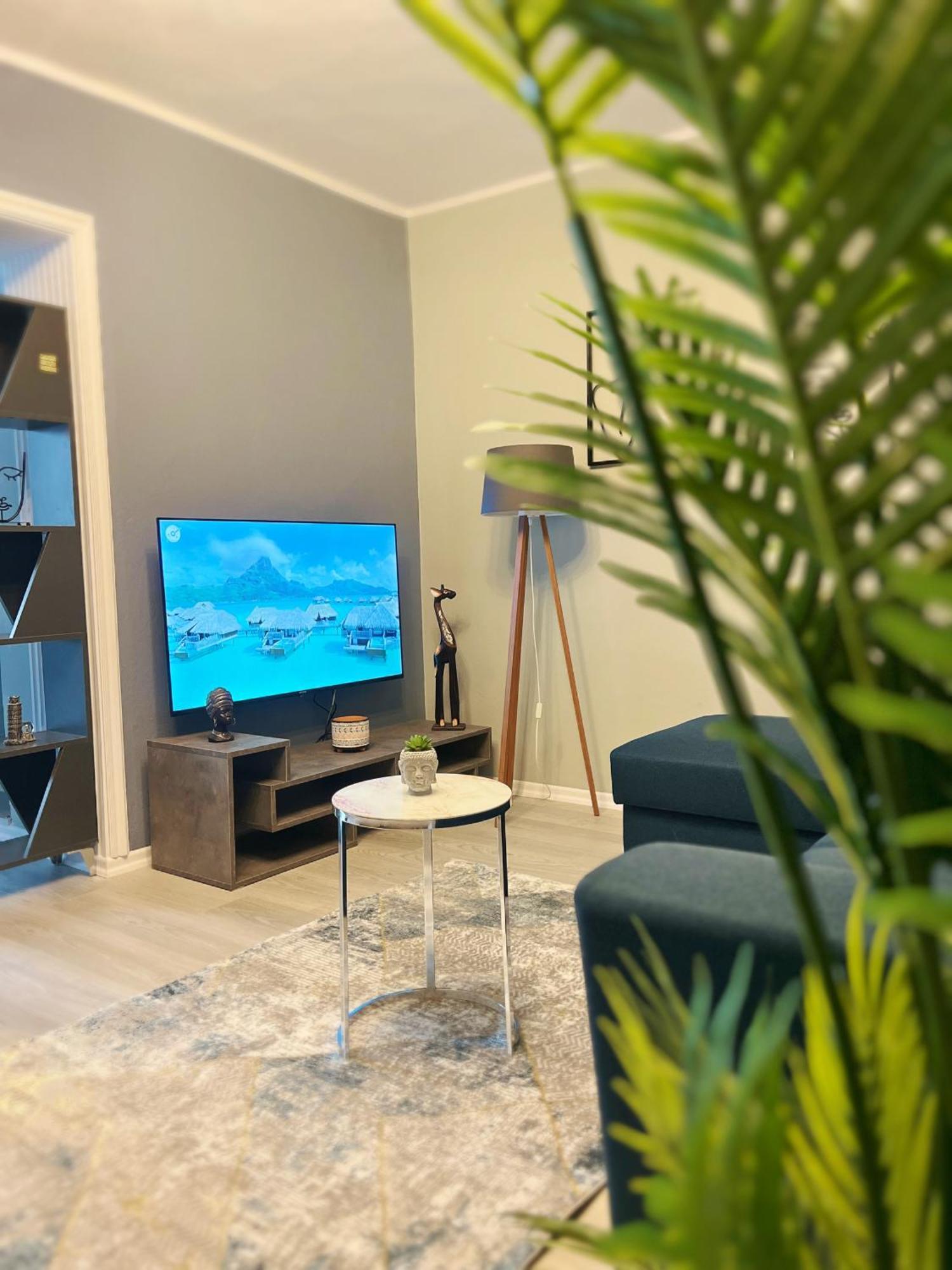 Joyful Apartment Тирана Екстериор снимка
